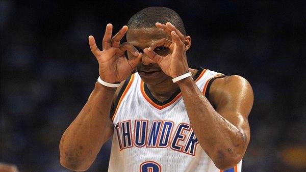 OKC-Russell-Westbrook-I-can-see-you-Kobe